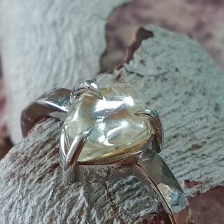 Uncut Ellendale Diamond Engagement Ring